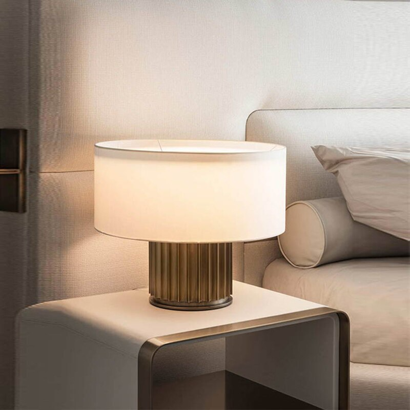 Modern White Cloth Lampshade Desk Light