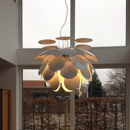 Nordic Creative Pine Cone Design Chandelier