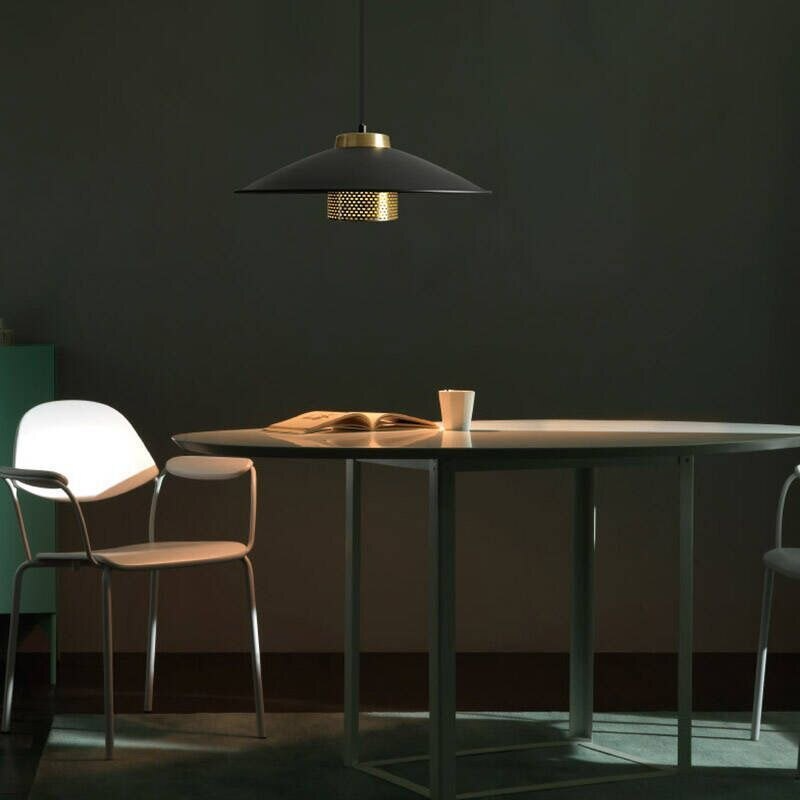 Modern Minimalist Black Metal Paint Pendant Lamp