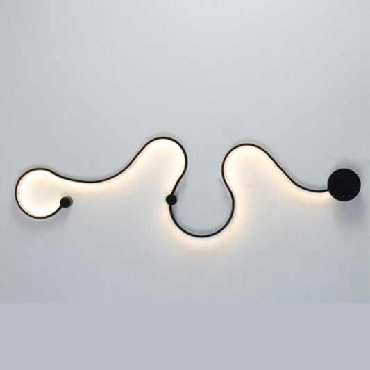 Modern Minimalist Creative Iron Paint Led Wall Lamp