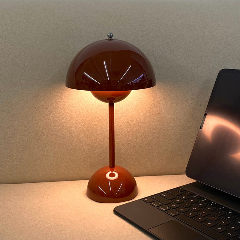 Flower Bud Design Table Lamp