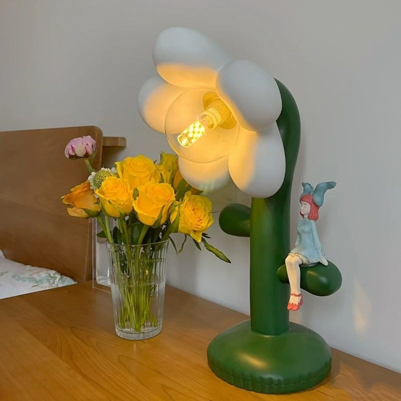 Flower Design Decorative Table Lamp