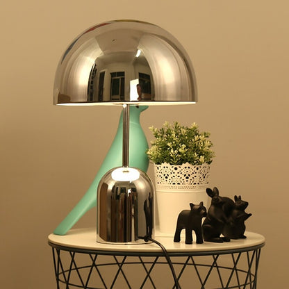 Modern Minimalist Metal Mushroom Design Table Lamp