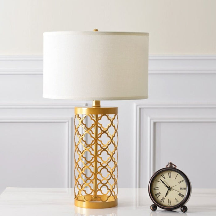 Luxury Golden Wrought Iron Hollow Pattern Table Lamp