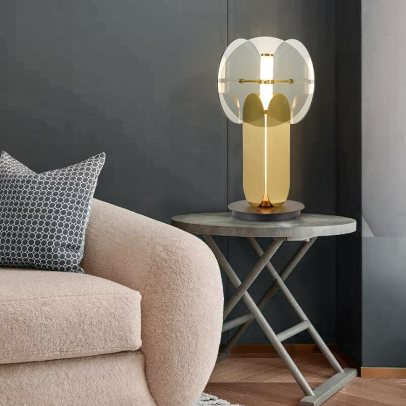 Modern Simple Golden Plating Metal Table Lamp