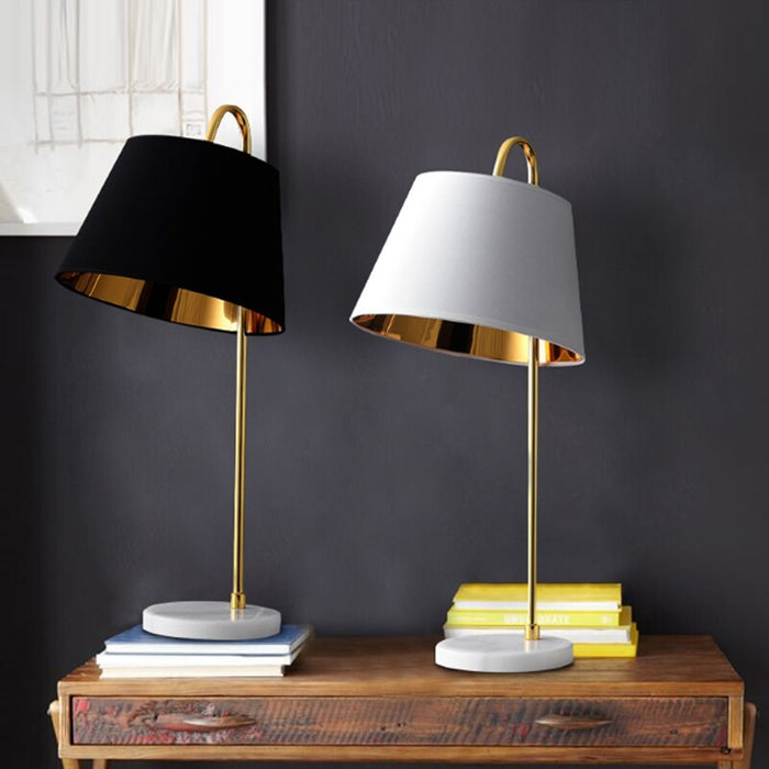 Modern Minimalist Plating Gold Wrought Iron Table Lamp