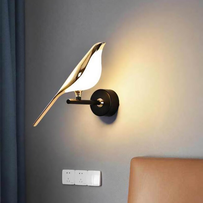 Novelty LED Golden Bird Rotatable Wall Lamp