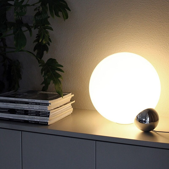 Nordic LED Glass Ball White Table Lamp