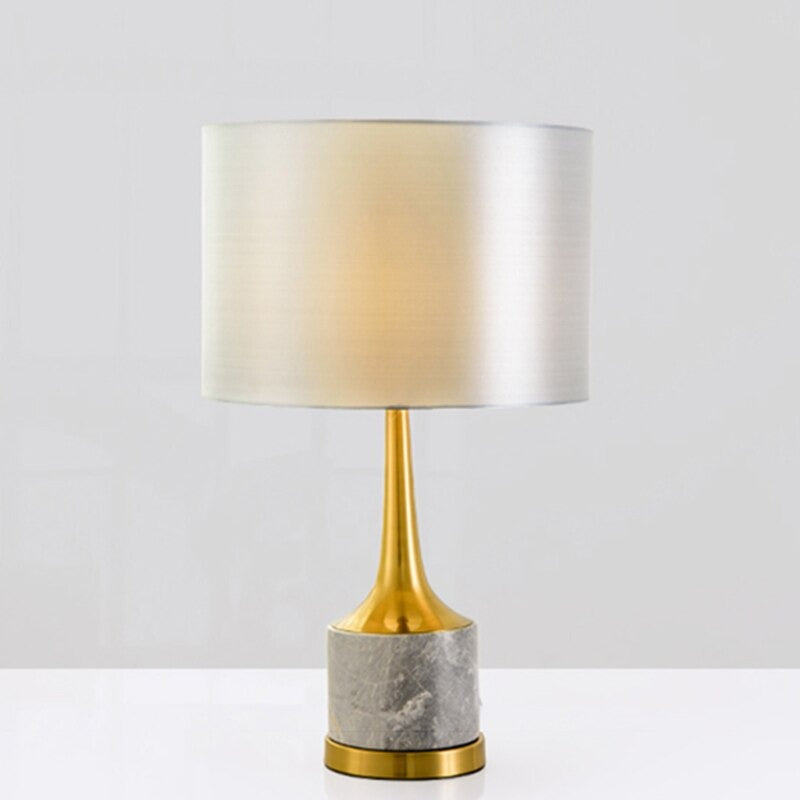 Modern Hardware Plating Simple Bedroom Table Lamp